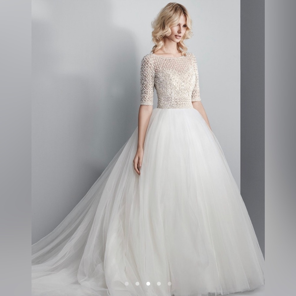 https://www.maggiesottero.com/sottero-and-midgley/allen/10546